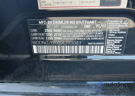 2011 Mercedes-Benz S 550 from USA, damaged, VIN WDDNG7BBXBA393081